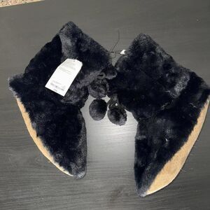Mixit Bootie Faux Fur Black Slippers, NWT, Women’s Size M  7-8